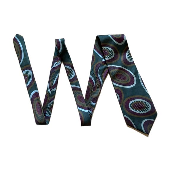 Vintage Pierre BALMAIN Paris Green Red 100% Silk Pattern Neck Tie - Picture 1 of 5